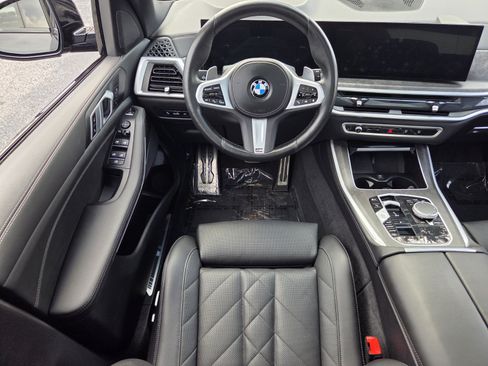 Certified 2024 BMW X5 xDrive40i w/ M Sport Package AWD/4WD image 12