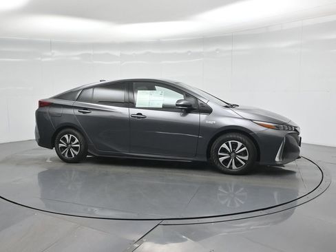 Used 2018 Toyota Prius Prime Plus image 21