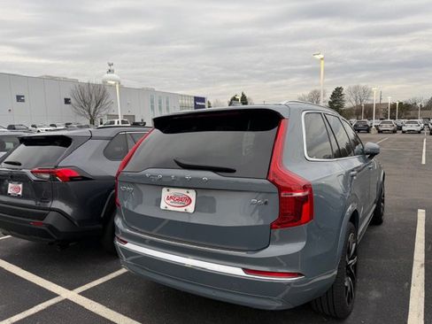 Used 2023 Volvo XC90 B6 Plus w/ Protection Package Premier image 3