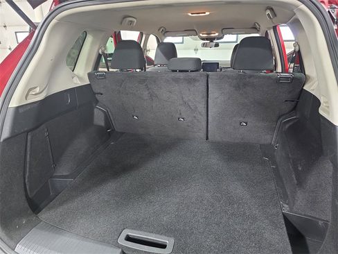 Used 2023 Nissan Rogue S image 12