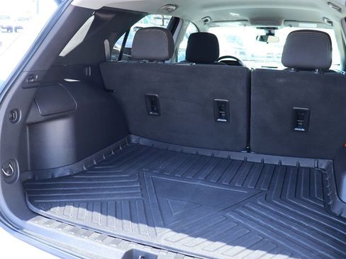 Used 2022 Chevrolet Equinox LT image 25