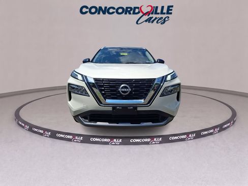 Certified 2023 Nissan Rogue SL w/ SL Premium Package AWD/4WD image 3