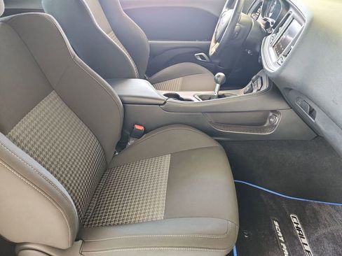 Used 2023 Dodge Challenger R/T Scat Pack w/ T/A Package image 39