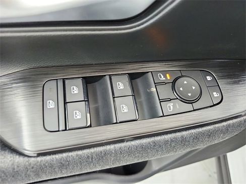 New 2026 Nissan Kicks SV w/ SV Premium Package image 36