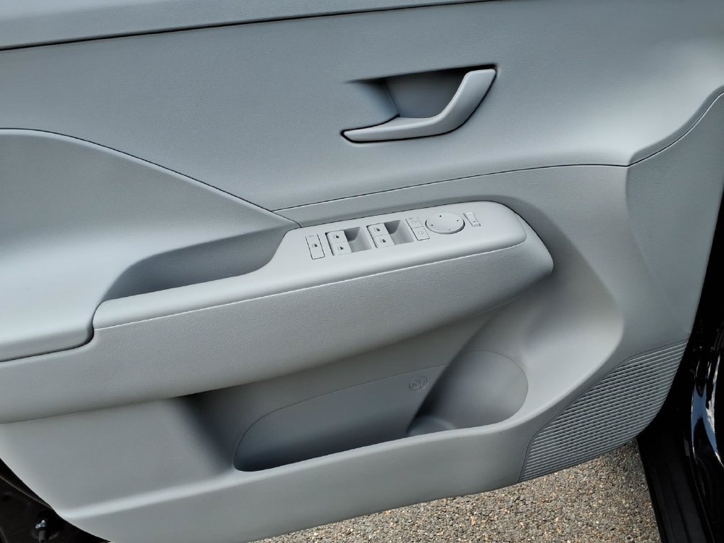 New 2027 Hyundai Kona SEL Sport FWD image 13