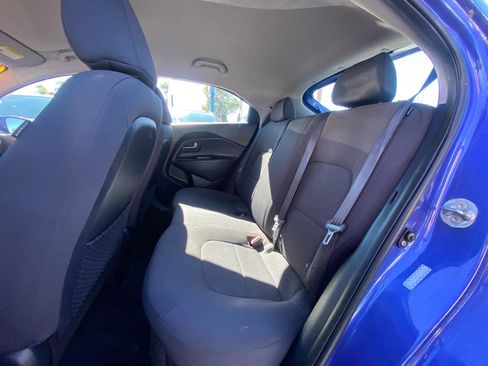 Used 2013 Kia Rio EX image 17