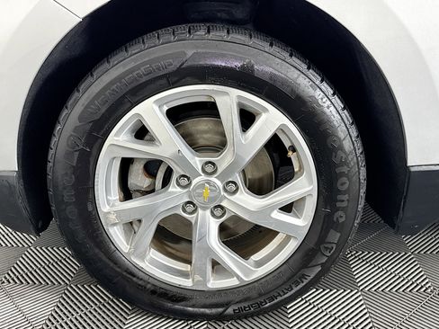 Used 2019 Chevrolet Equinox LT image 37