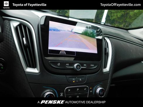 Used 2023 Chevrolet Malibu LT FWD image 5