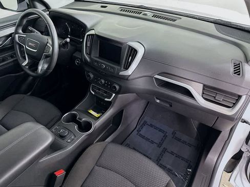 Used 2022 GMC Terrain SLE w/ Driver Convenience Package image 31
