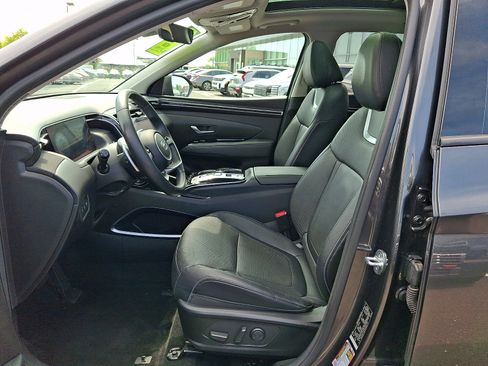 Certified 2023 Hyundai Tucson Limited AWD/4WD image 13