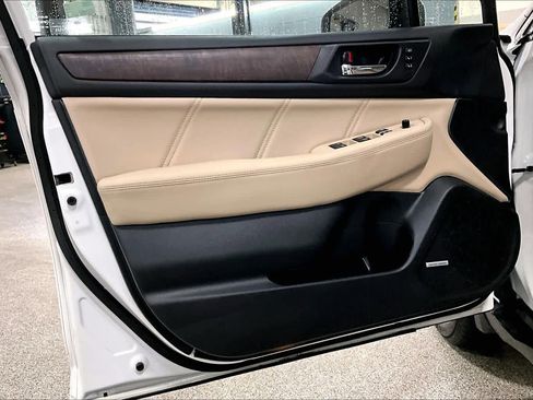 Used 2019 Subaru Outback 2.5i Limited image 21