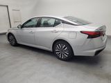 Used 2023 Nissan Altima 2.5 SV image 3