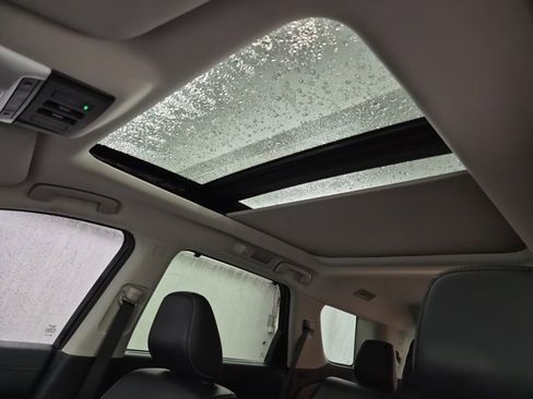 Used 2022 Nissan Pathfinder Platinum w/ Cargo Package image 22