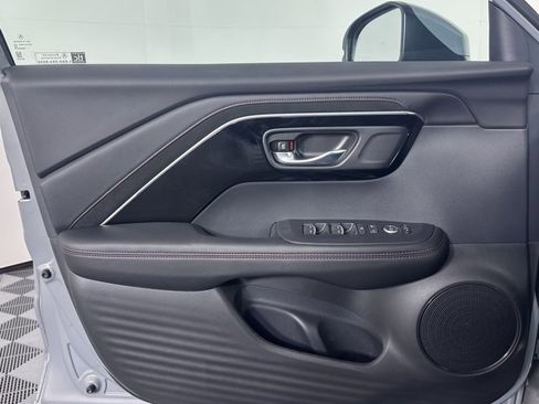 Used 2025 Acura ADX A-Spec image 13