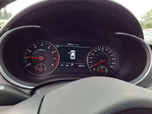 Used 2022 Kia Stinger GT2 image 12