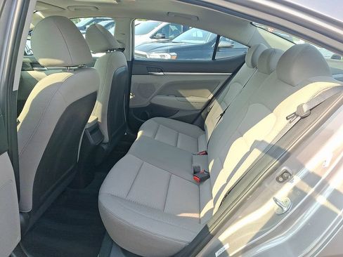 Used 2020 Hyundai Elantra Value Edition FWD image 10