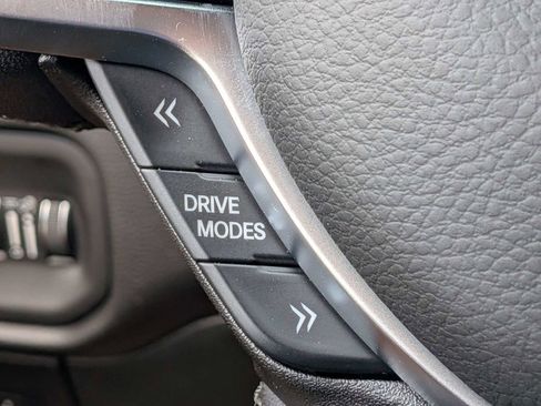 New 2026 RAM 1500 4x4 Crew Cab image 29