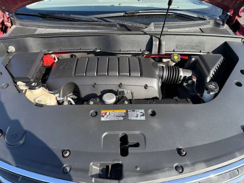 Used 2014 Chevrolet Traverse LT image 20