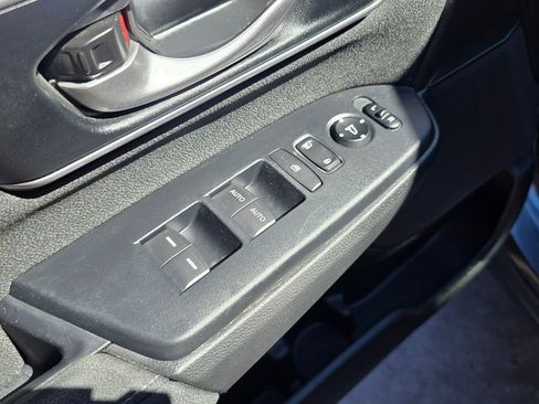 Used 2018 Honda CR-V EX image 28