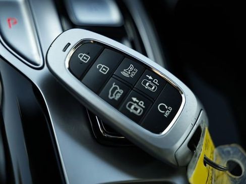 Used 2024 Hyundai Tucson Limited image 40