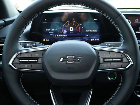 New 2026 Chevrolet Traverse LT w/ Midnight/Sport Edition FWD image 12
