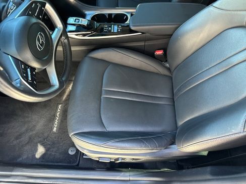 Used 2023 Hyundai Sonata Limited image 15