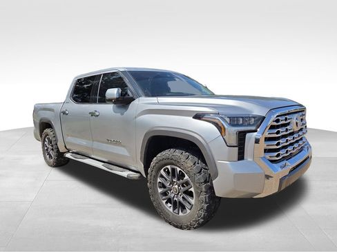 Used 2023 Toyota Tundra Limited AWD/4WD image 4