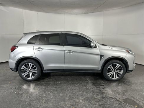 Used 2020 Mitsubishi Outlander Sport SE image 13