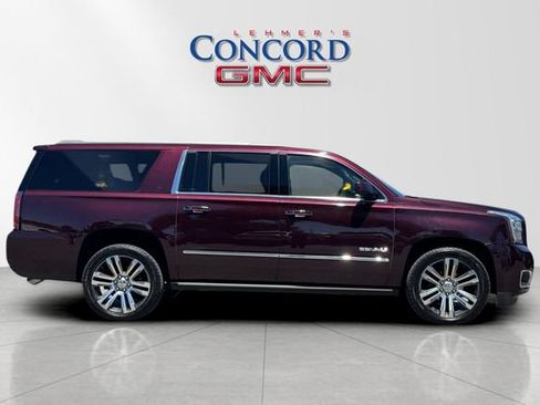 Used 2017 GMC Yukon XL Denali w/ Open Road Package AWD/4WD image 3