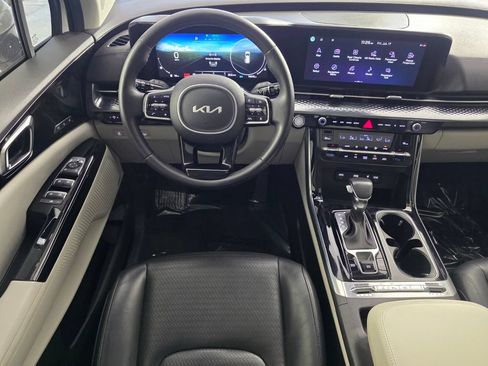 Used 2022 Kia Carnival SX Prestige FWD image 13
