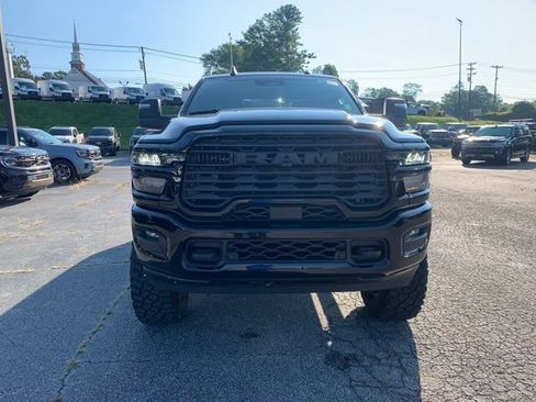 Used 2026 RAM 2500 Big Horn AWD/4WD image 3