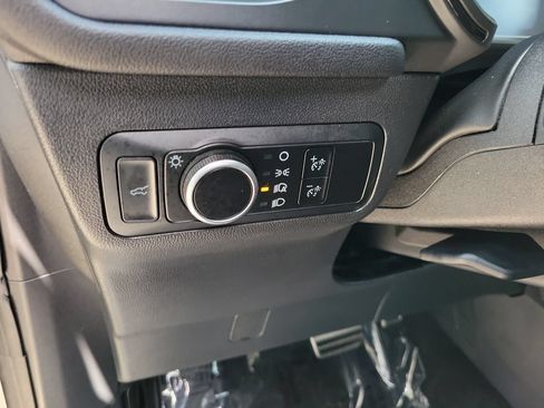 Used 2023 Ford Escape ST-Line w/ Tech Pack #1 FWD image 18