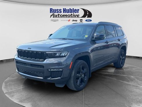 Used 2024 Jeep Grand Cherokee L Limited w/ Black Appearance Package AWD/4WD image 1