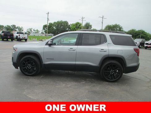 Used 2023 GMC Acadia SLT w/ Elevation Edition AWD/4WD image 10