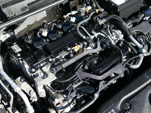 Used 2024 Toyota Corolla SE image 26