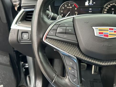 Used 2023 Cadillac XT5 Sportv image 14