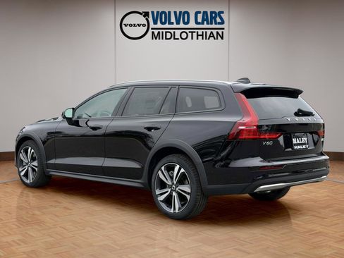 New 2026 Volvo V60 B5 Cross Country Plus w/ Protection Package Premier AWD/4WD image 22
