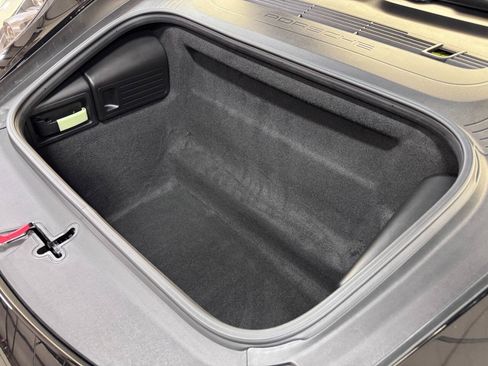 Used 2019 Porsche 911 Carrera image 29