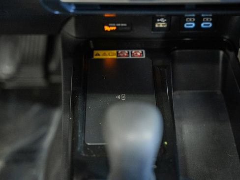Used 2025 Toyota Camry LE FWD image 23