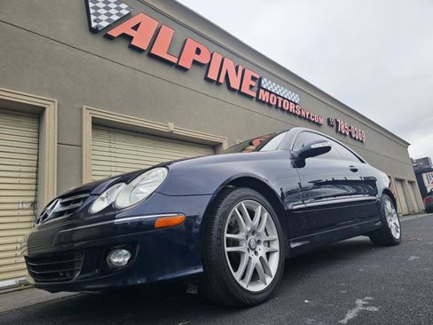 Used 2009 Mercedes-Benz CLK 350 Coupe w/ Premium I Pkg image 34