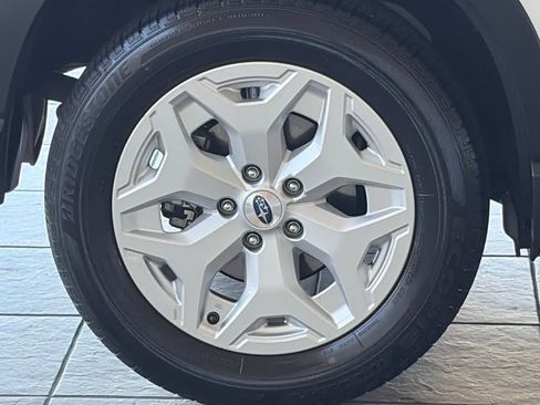 Used 2022 Subaru Forester AWD/4WD image 19