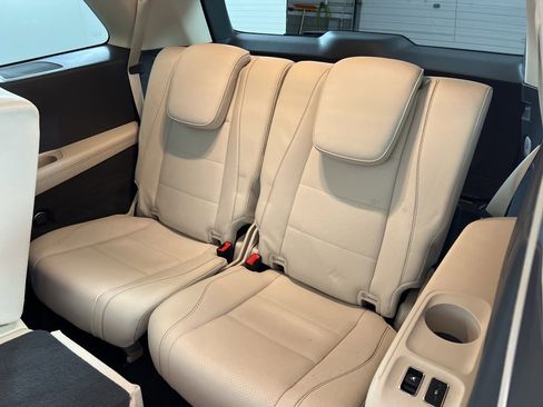 Used 2020 Mercedes-Benz GLS 450 4MATIC image 24