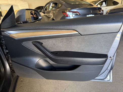 Used 2023 Tesla Model 3 Standard Range RWD image 26