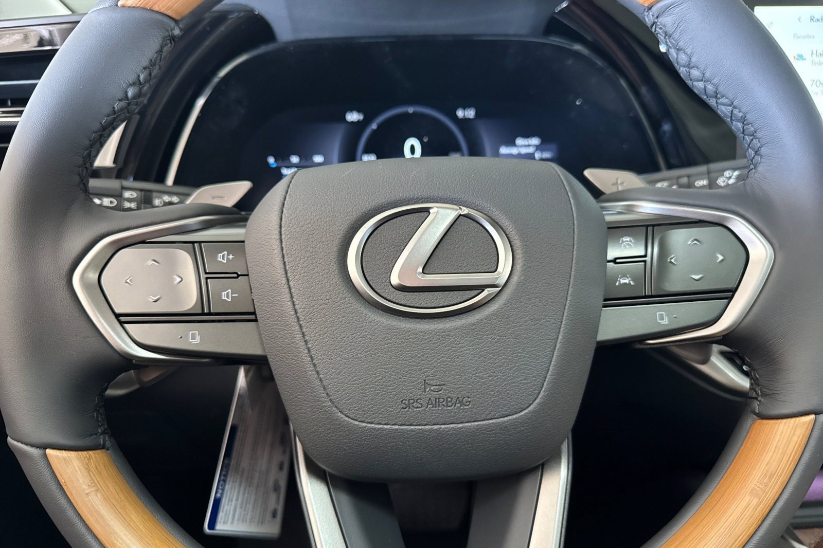 New 2026 Lexus RX 350 w/ Convenience Package AWD/4WD image 10