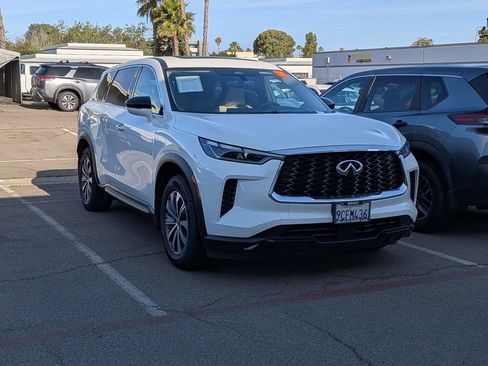 Used 2022 INFINITI QX60 Pure FWD image 2