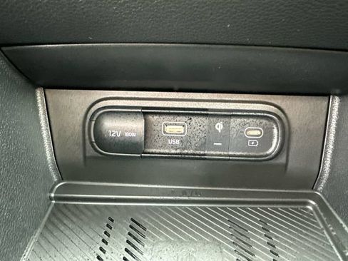 Used 2025 Kia Sportage EX FWD image 35