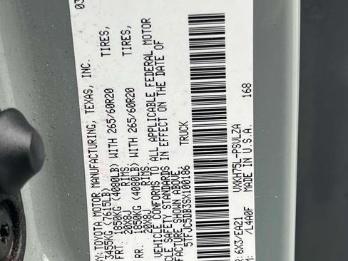 Certified 2025 Toyota Tundra Limited AWD/4WD image 23