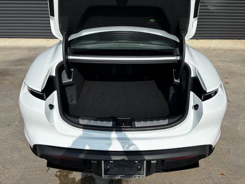 Certified 2022 Porsche Taycan GTS image 26