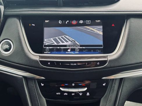 Used 2017 Cadillac XT5 Luxury w/ Driver Awareness Package image 16