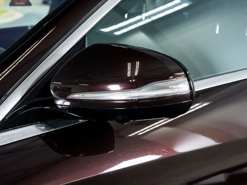 Used 2019 Mercedes-Benz S 560 4MATIC Sedan image 21